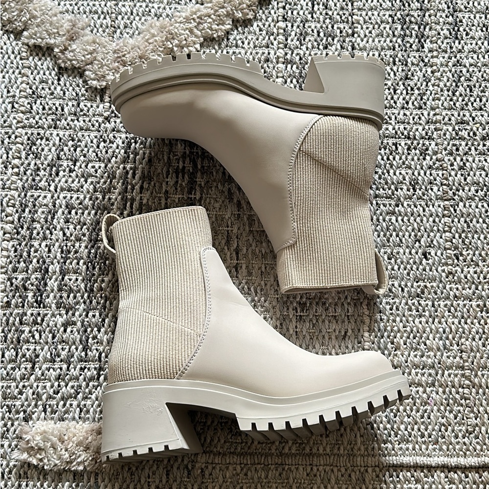 Steve Madden boots size 7